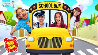 Collection of Best School Bus Stories with Henrique and Friends - Universo Kids