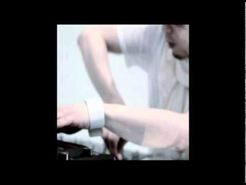 DJ Mass MAD Izm* VS. DJ Yoshitaka - Watch Out Pt.2