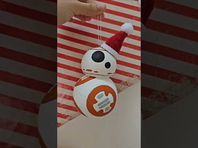 Vídeo relacionado con Hallmark BB-8 - Adorno de Navidad, decoración de Star Wars, decoración temática Espacial, Adorno Colgante de Navidad, Regalos para Navidad