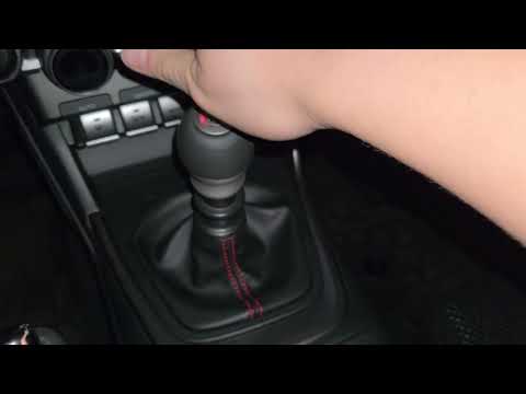 GR86/BRZ: How to Install a Shift Knob
