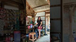 Download lagu penjual kopi cantik #kopi viral #penjual cantik#feed#shorts#viral mp3