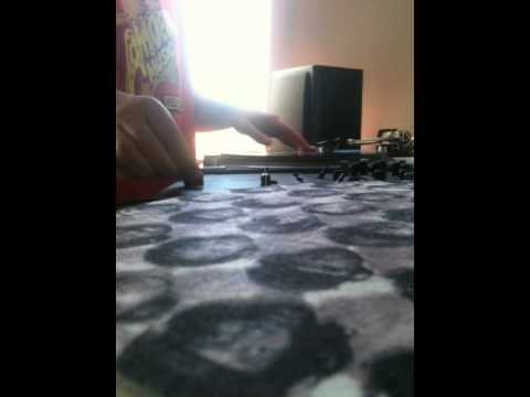 djfoly of The Ill Technicians. Summer time flow practice!