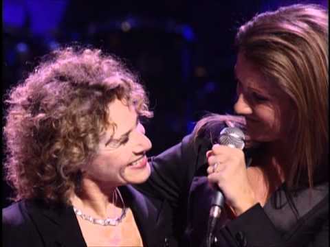 The Reason - Celine Dion and Carole King + My Heart Will Go On (Divas Live)