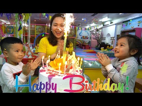 Happy Birthday to Mommy at indoor playground with Anto and Diana - Family Fun Kids