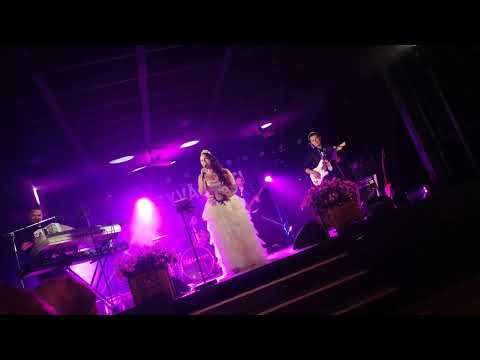 Saija Tuupanen & eXmiehet - Onnemme kyyneleet