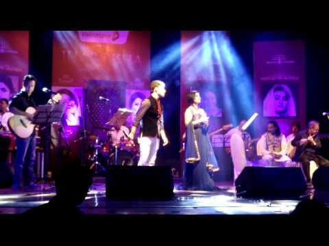 Mridul Ghosh Performance @ jharokha (old classic), nehru center. Mumbai (India)