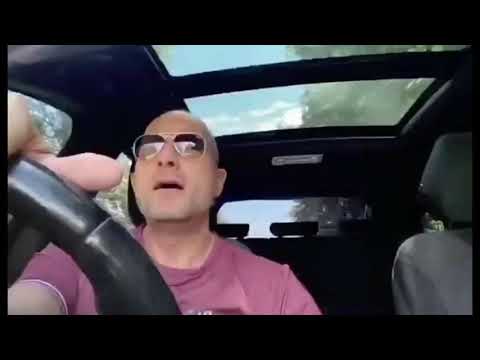 Pascal le grand frère qui écoute du pur son qu'on aime !