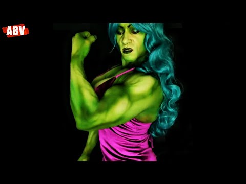 Green female muscle growth and flex, Hulk woman FBB