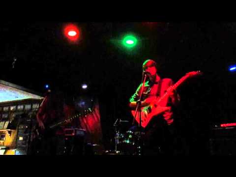 THE HIDDEN YARDS-Changeling LIVE@Yucca Tap Room