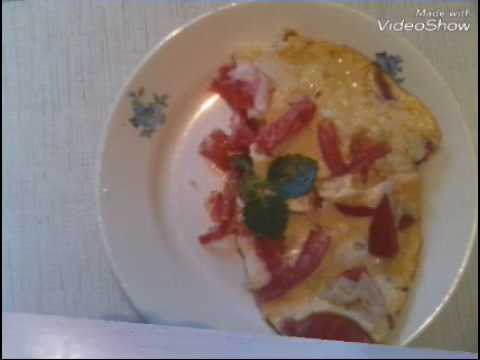 Беру яйца и помидоры=вкусный завтрак