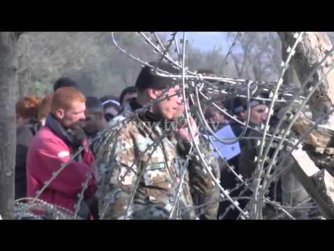 Maqedonia e mbylli kufirin