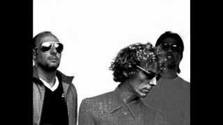 La Luz Te Fue - Spinetta Los Socios Del DesiertO