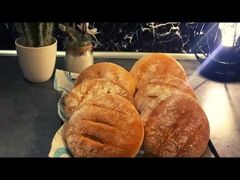 Recette de petits pains maison .