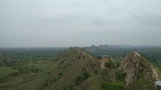 preview picture of video 'Hill's View of Dhigawara (Alwar)'