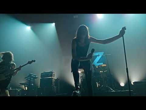 DITZ - 2025 // Hehe / Teeth