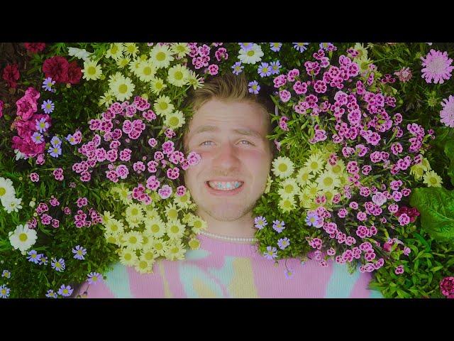 Blauer Himmel von Dominik Hartz ((jetzt ansehen))