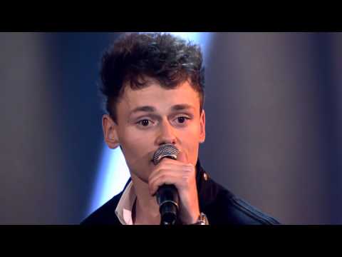 Radios in Motion - She's Tracking Me - Must Be The Music 10