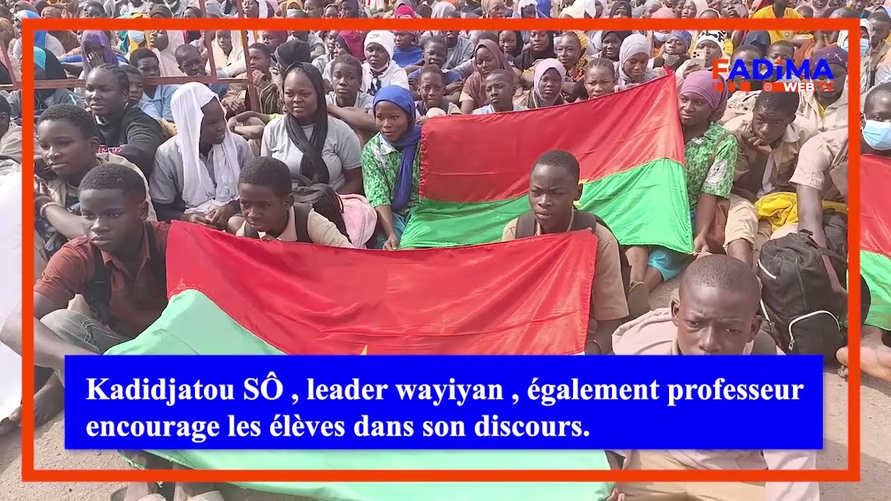 Des milliers d’élèves marchent en soutien au Capitaine Ibrahim Traoré à travers les 17 régions 