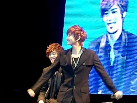 HYS Dance "Gee" @ Fan Meeting in Thailand  20101211