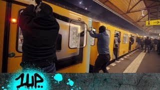 1UP - HAPPY NEW YEAR 2018 WHOLECAR - BERLIN
