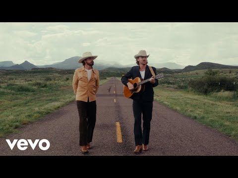 Briscoe - Free (Official Video)