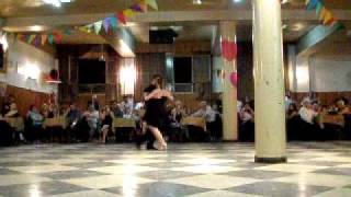 Video thumbnail for Javier Rodriguez y Andrea Misse - "Emancipación"