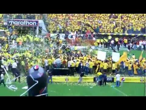 Celebrando el titulo!