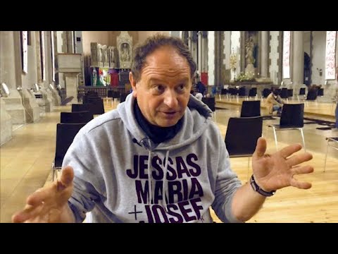 "Beerdigungen wie in Kriegszeiten“ – wie sich der Alltag eines Pfarrers durch die Krise verändert