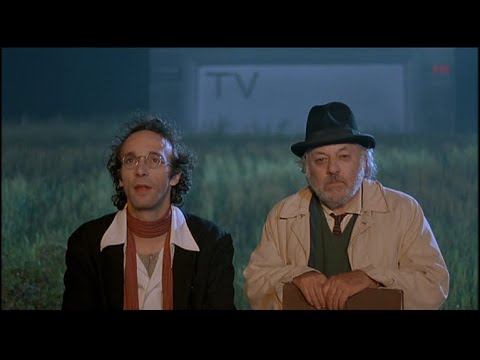 The Voice of the Moon (La Voce Della Luna, 1990) - Clip