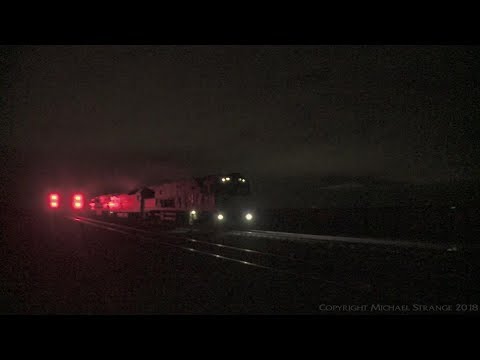 MA5 Crosses MP6 - PoathTV Australian Trains & Railways