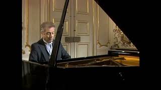 Barenboim Plays Mozart's Sonata No. 3 In Bb Major K. 281