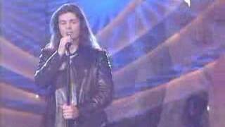 Lacrime dalla luna  - Gianluca Grignani (Live @ Sanremo 2002)