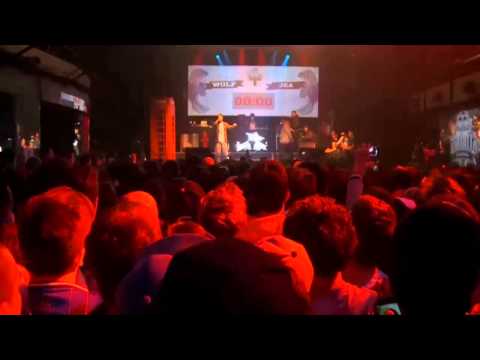 Red Bull Batalla De Los Gallos 2014 -1ra Ronda- =Wolf VS JEA=