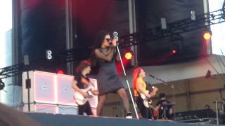 Body Of My Own - Charli XCX live at Rock In Rio 2015