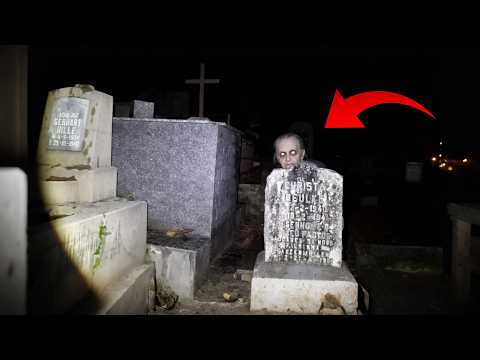 A spirit appeared at 3 AM in the cemetery and we recorded everything!