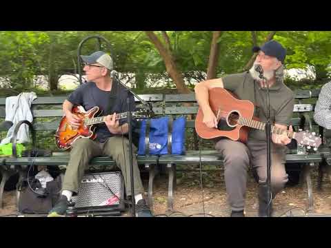 If I Fell 💙 The Meetles, June 4,23 at 🍓🌹🌾🌹NYC🇺🇸@stuartm.6828. Beatles cover.