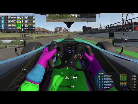 SF Light 324 auf Brands Hatch Rennen 2025 S4 W4