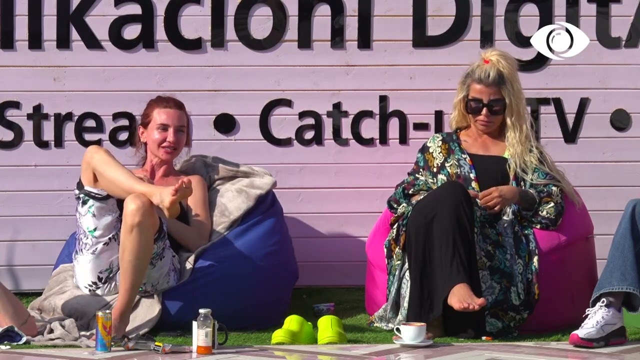 Të dua fort/ Luizi dhe Maestro përqafohen