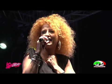 ROSSELLA FERRARI UBRIACA DI TE #italianissimatv  #italianissima #veryitaliantv