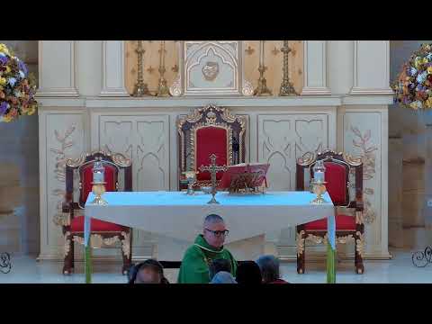 Participemos en la Santa Misa, unidos en la fe y el amor de Cristo, fuente de vida y salvación.