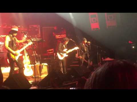 Little Red Corvette Dez Dickerson & The Revolution 09.02.16 First Ave.