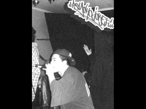 Volver y no volver - chystemc (2007)