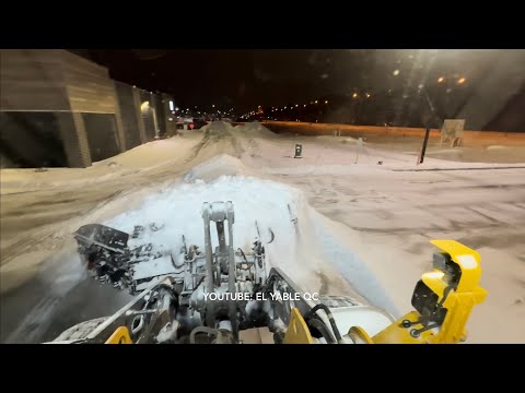 ** Snow Plowing / Commercial Outlet / Team Work🔥/ 6" Fresh Snow** VOLVO L70H W/ JROD-Z Blade 10'-22'