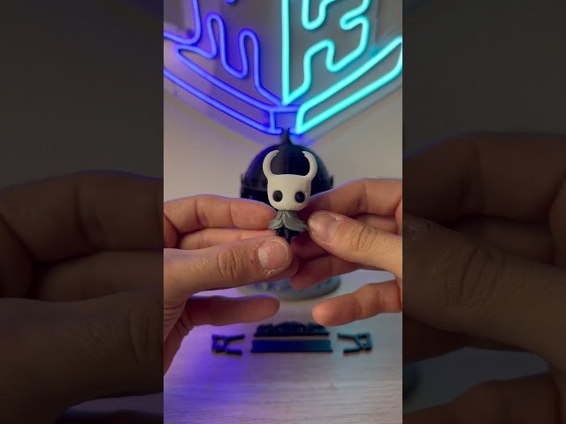 Vídeo relacionado con Lampephoto.fr - Lámpara 3D Hollow K. : Silk song metroidvania Videojuegos Regalo Geek Hombre, Gamer, Luz Nocturna Táctil Led, Idea Regalo Navidad Cumpleaños Hombre Mujer, Decoración