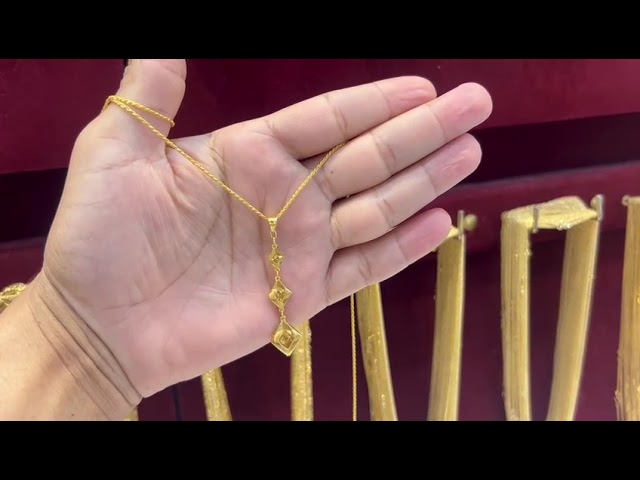 عقد ذهب عيار 21
