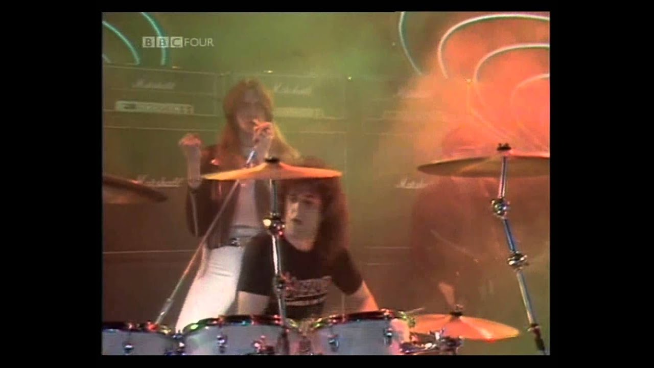 Saxon - Wheels of Steel 1980 - YouTube