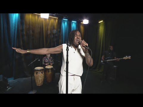 Midday Fix:  Live music from Matt B