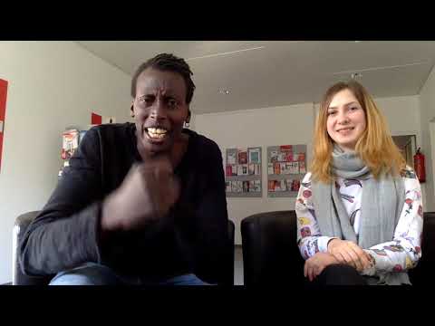 10   SHE CAN A BIT OF SIGN LANGUAGE ONLY GERMAN