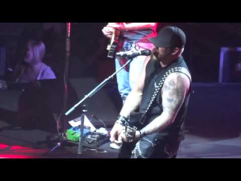 Brantley Gilbert - Stone Cold Sober - Blackout Tour 2016 Knoxville, TN