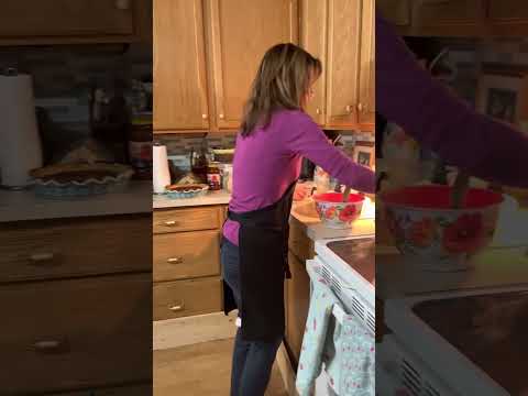 Making Martin Luther King’s Favorite Dessert - Pecan Pie!